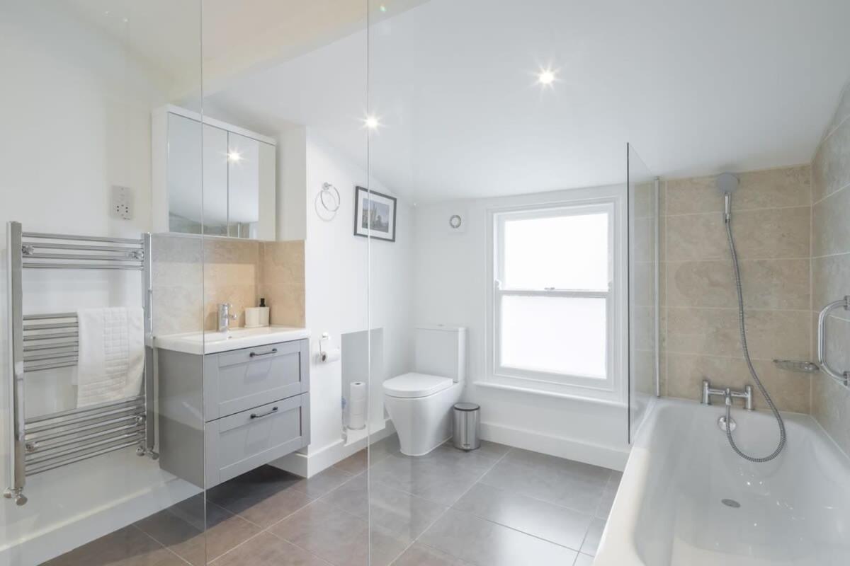 Refurbished High Spec Central Family Home Кембридж Экстерьер фото